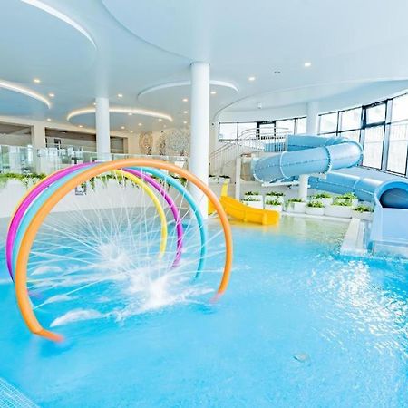 Aqua Polanki Bodnar Apartments Kolobrzeg Bagian luar foto